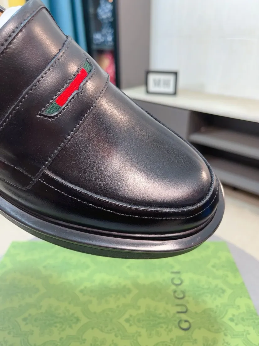 Men's shoes 💰500🌹🌹【GUCCI】The most popular classic Gucci leather shoes. Synchronized with the official website, the upper is made of Italian first-layer cowhide ➕cowhide lining, with unique brand and unique craftsmanship. Highlighting the hot style of the new year. Stop hesitating, stop wandering, get it now. Number: 38--44